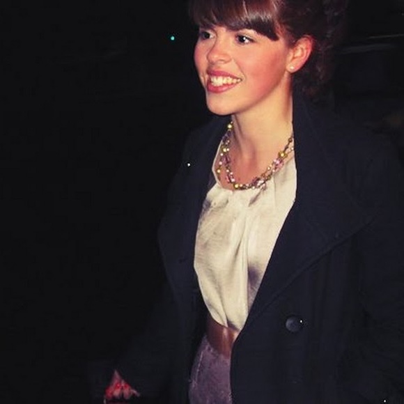 Meet your Posher, Brooke - Picture 1 of 1